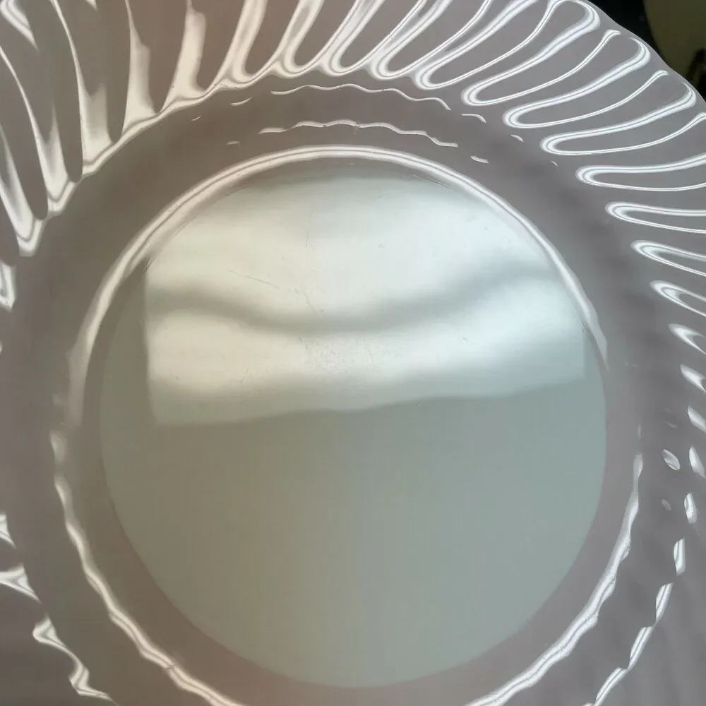 Minton Dinner Plates Swirl Edge Pink White 10 5/8